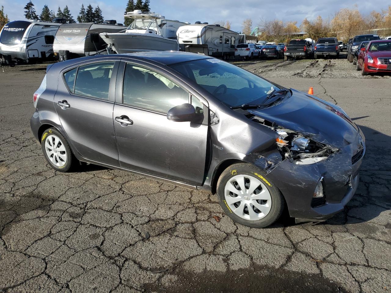 2014 Toyota Prius VIN JTDKDTB37E1062700 Copart auction photo, front end damage thumbnail 4