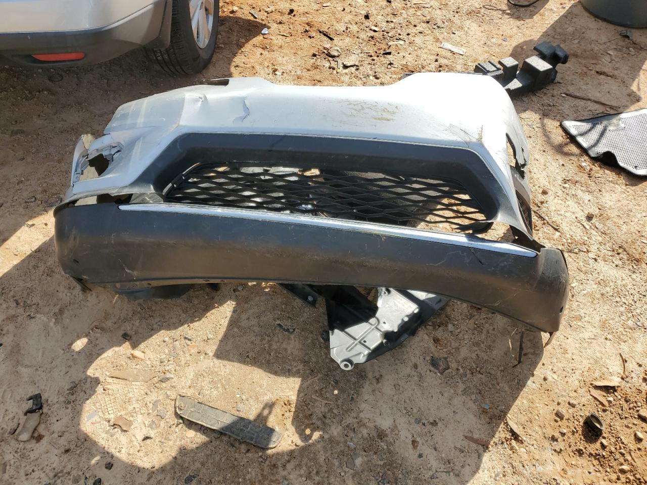 2015 Nissan Rogue VIN KNMAT2MV6FP569111 Copart auction photo, front end damage thumbnail 13