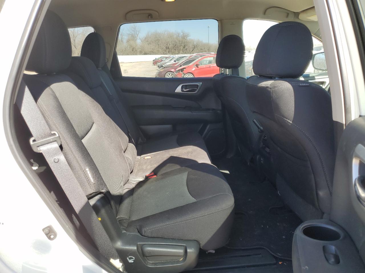 2018 Nissan Pathfinder VIN 5N1DR2MN7JC673503 Copart auction photo, front end / minor dent/scratches damage thumbnail 12