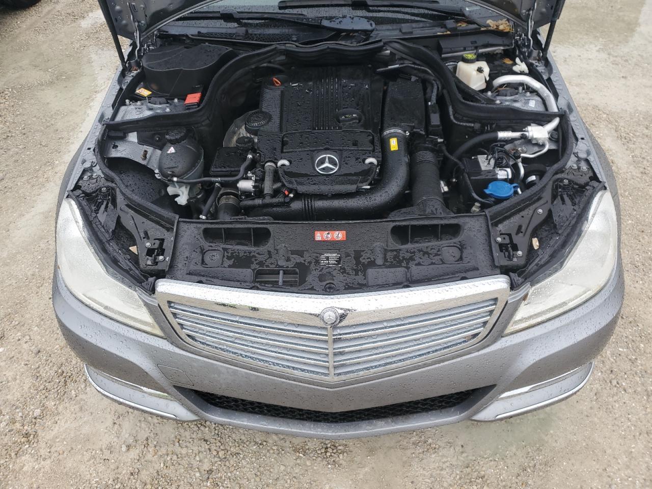 2014 Mercedes-Benz C-klasse VIN WDDGF4HB8EG192900 Copart auction photo, water/flood damage thumbnail 11