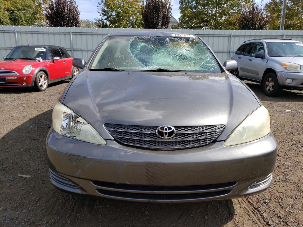 2004 Toyota Camry VIN 4T1BE32K44U840416 Copart auction photo, front end / top/roof damage thumbnail 5