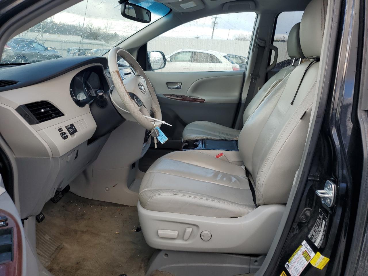 2014 Toyota Sienna VIN 5TDDK3DC0ES091440 Copart auction photo, front end damage thumbnail 7