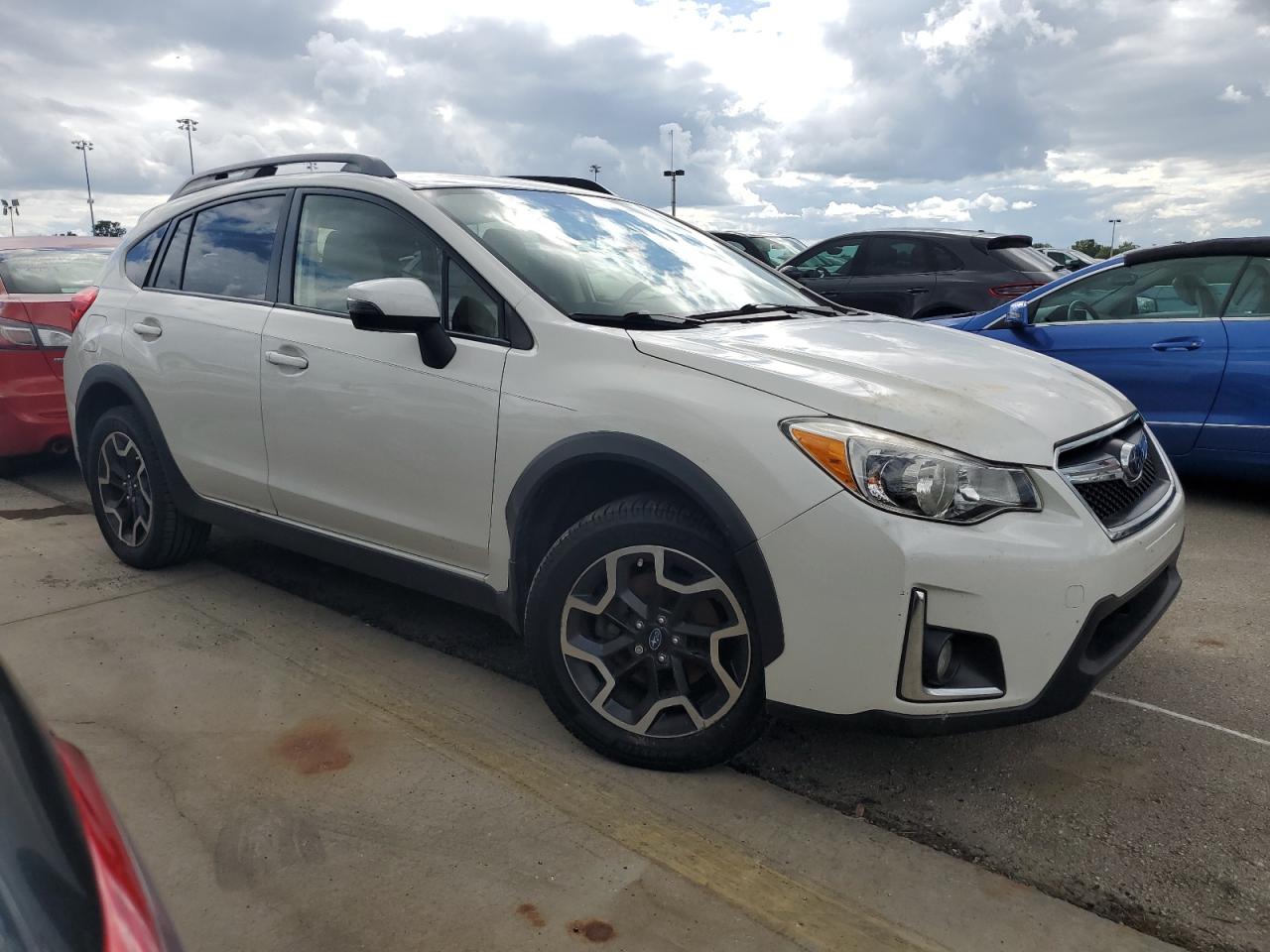 2017 Subaru XV VIN JF2GPAKC8H8211033 Copart auction photo, water/flood damage thumbnail 4