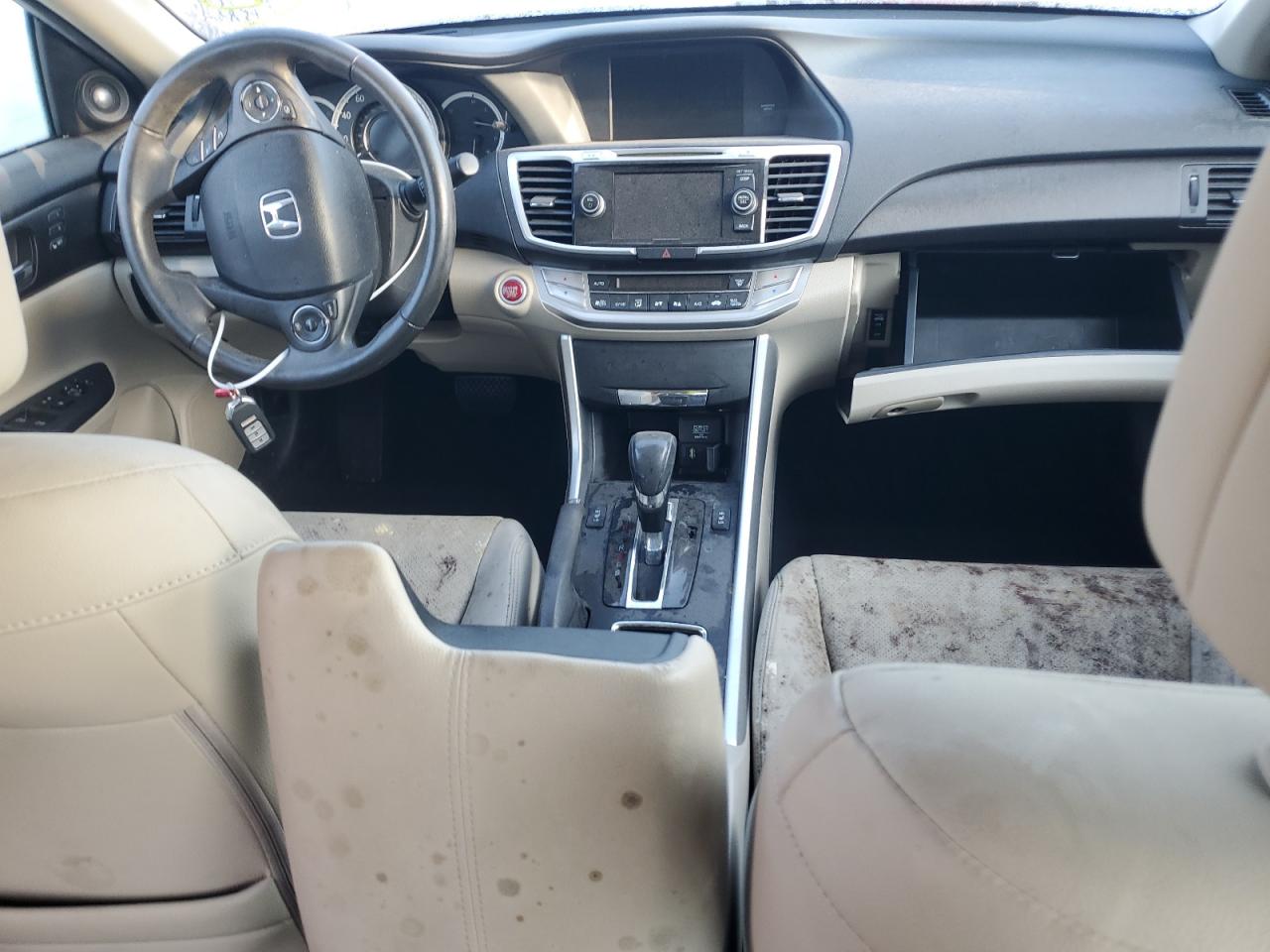 2015 Honda Accord VIN 1HGCR3F88FA025816 Copart auction photo, water/flood damage thumbnail 8
