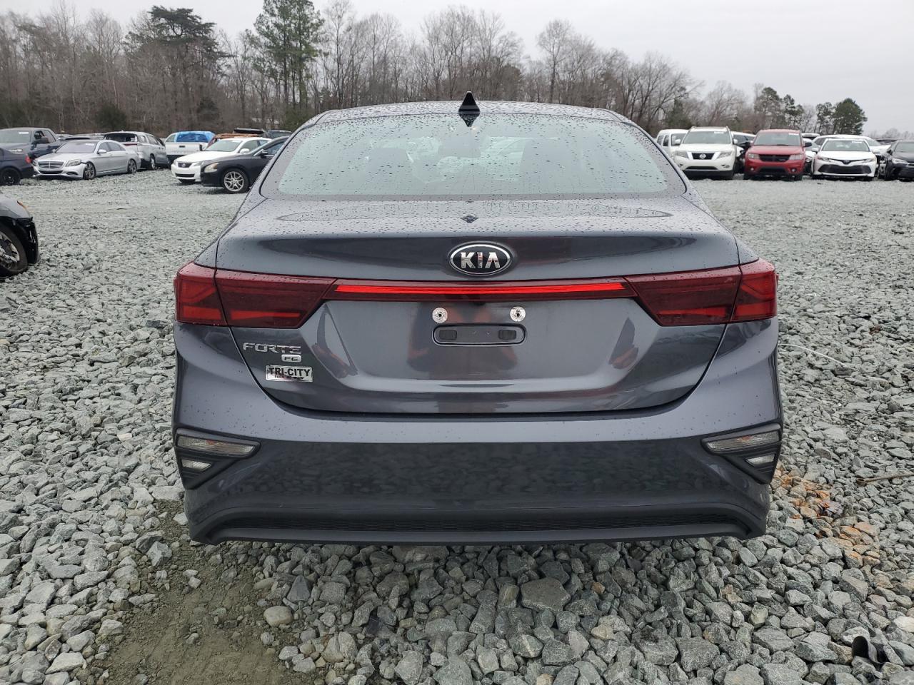 2021 KIA Forte VIN 3KPF24AD7ME393389 Copart auction photo, front end damage thumbnail 6