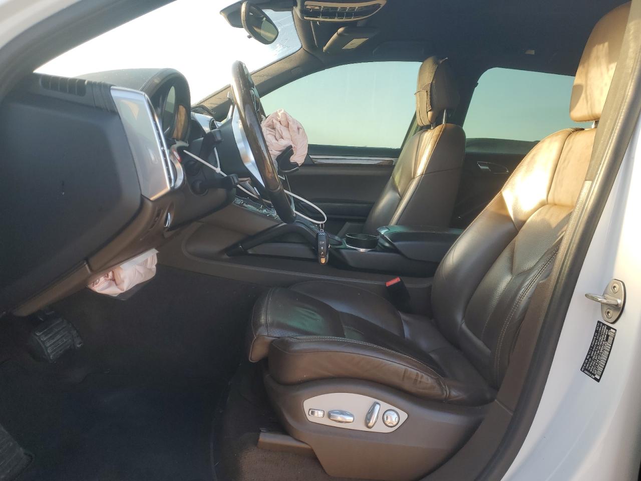 2016 Porsche Cayenne VIN WP1AA2A26GKA15645 Copart auction photo, front end / minor dent/scratches damage thumbnail 7