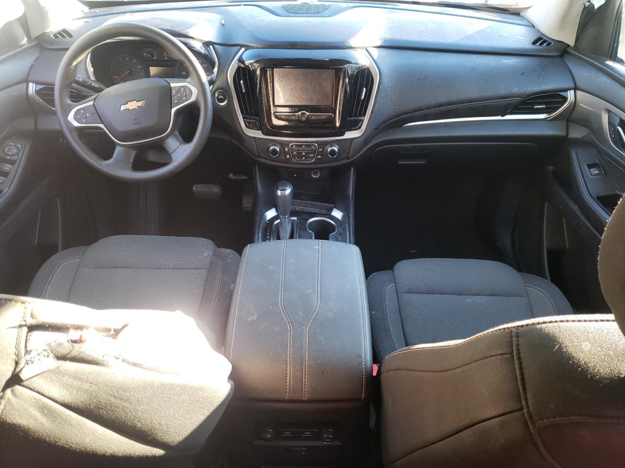 2019 Chevrolet Traverse VIN 1GNERFKW4KJ263273 Copart auction photo, all over damage thumbnail 8