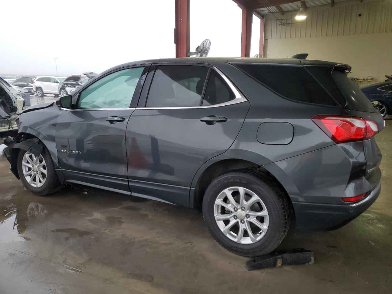2020 Chevrolet Equinox VIN 2GNAXTEV8L6214906 Copart auction photo, front end / side damage thumbnail 2