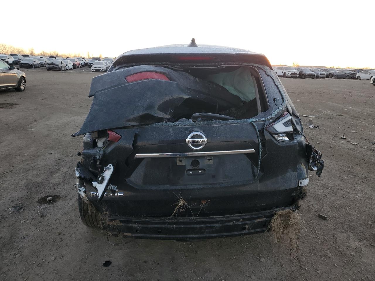 2018 Nissan Rogue VIN KNMAT2MT9JP516992 Copart auction photo, all over damage thumbnail 6