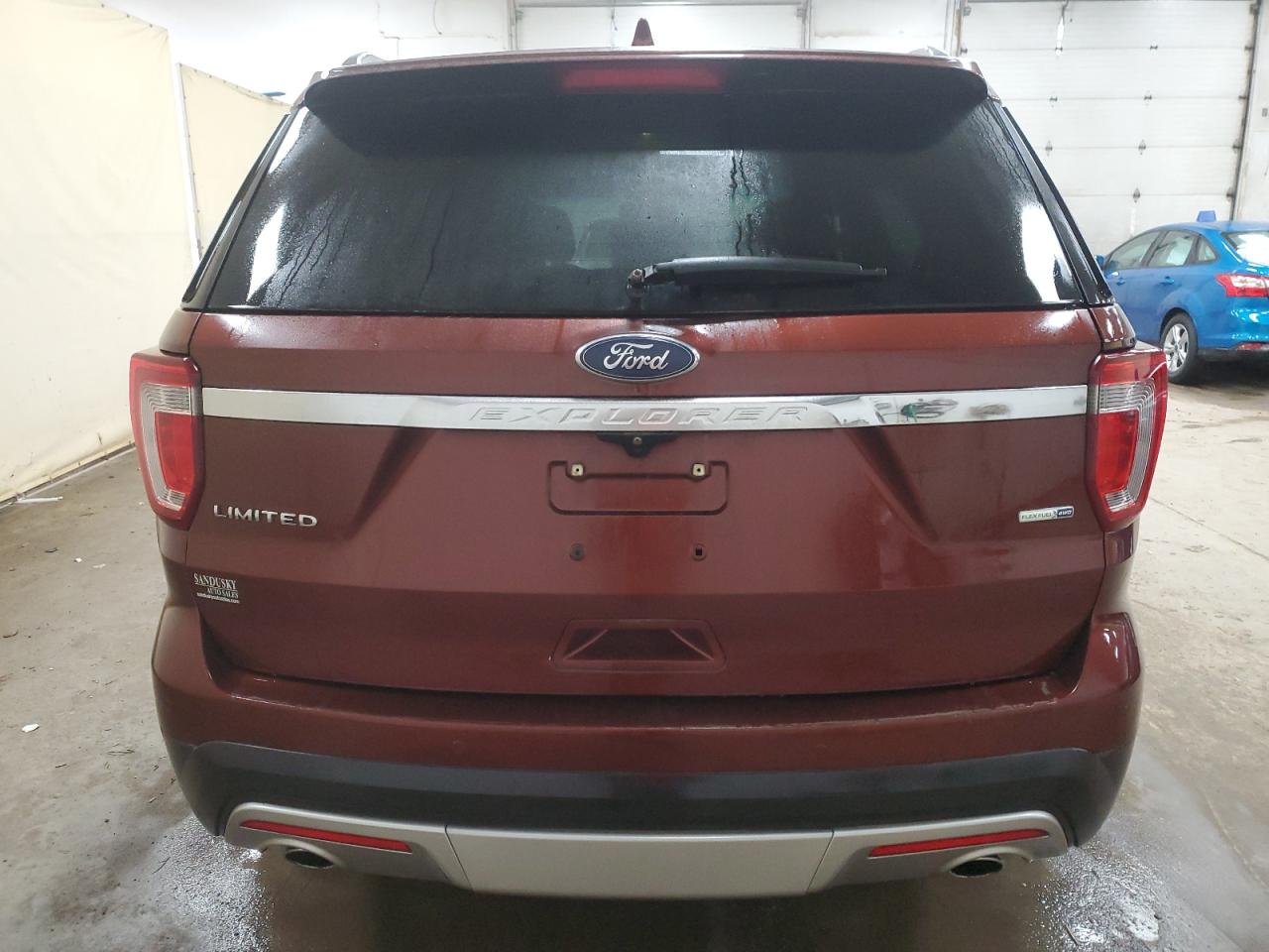2016 Ford Explorer VIN 1FM5K8F88GGD07229 Copart auction photo, side / front end damage thumbnail 6