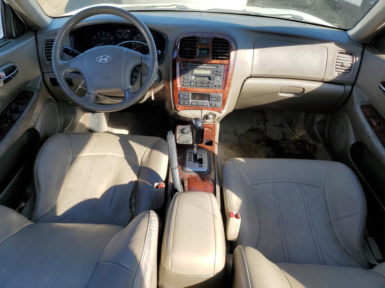 2004 Hyundai Sonata VIN KMHWF35HX4A975027 Copart auction photo, front end damage thumbnail 8