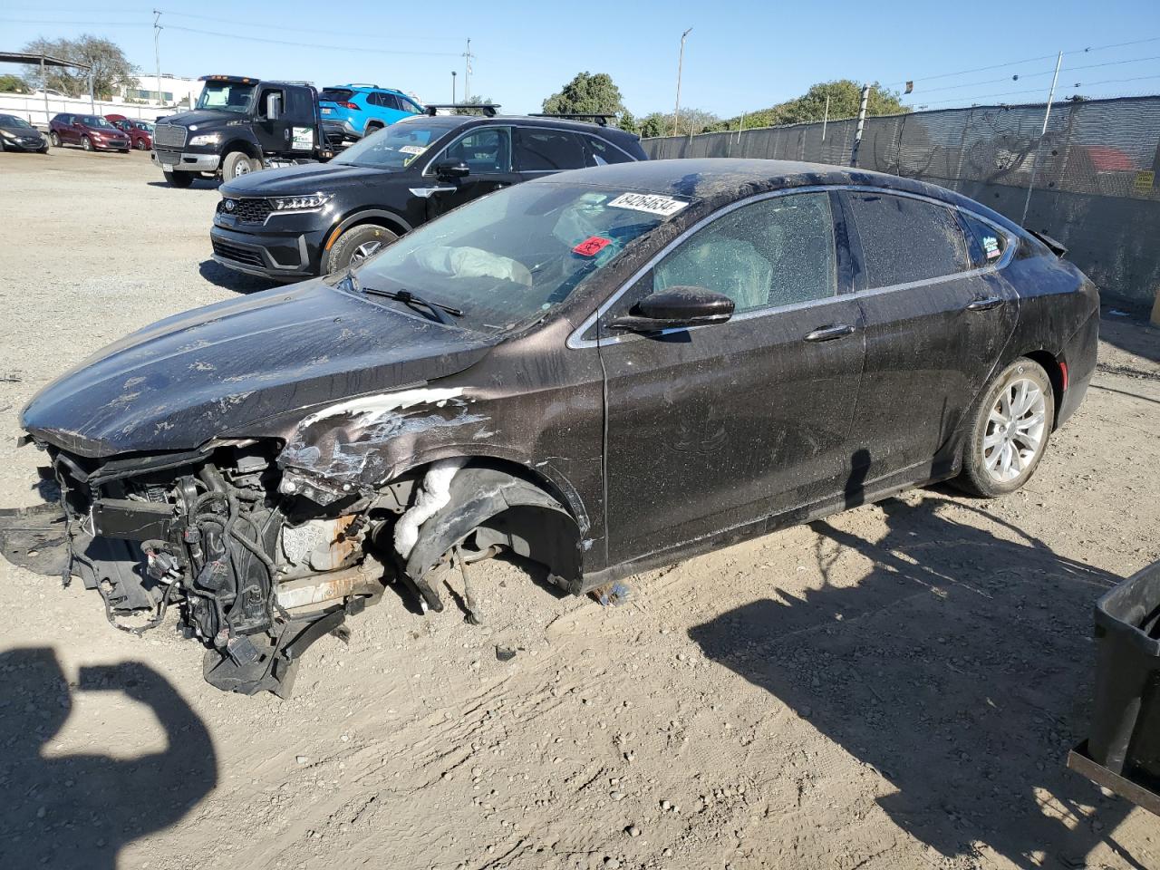 2015 Chrysler 200 VIN 1C3CCCCG2FN516357