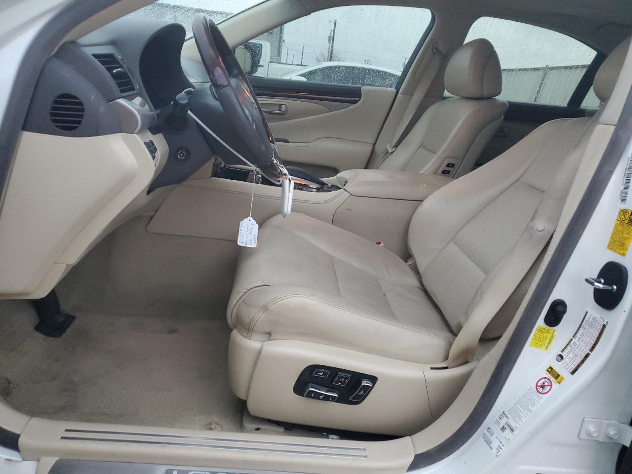 2014 Lexus LS VIN JTHBL5EF9E5130068 Copart auction photo, front end / minor dent/scratches damage thumbnail 7