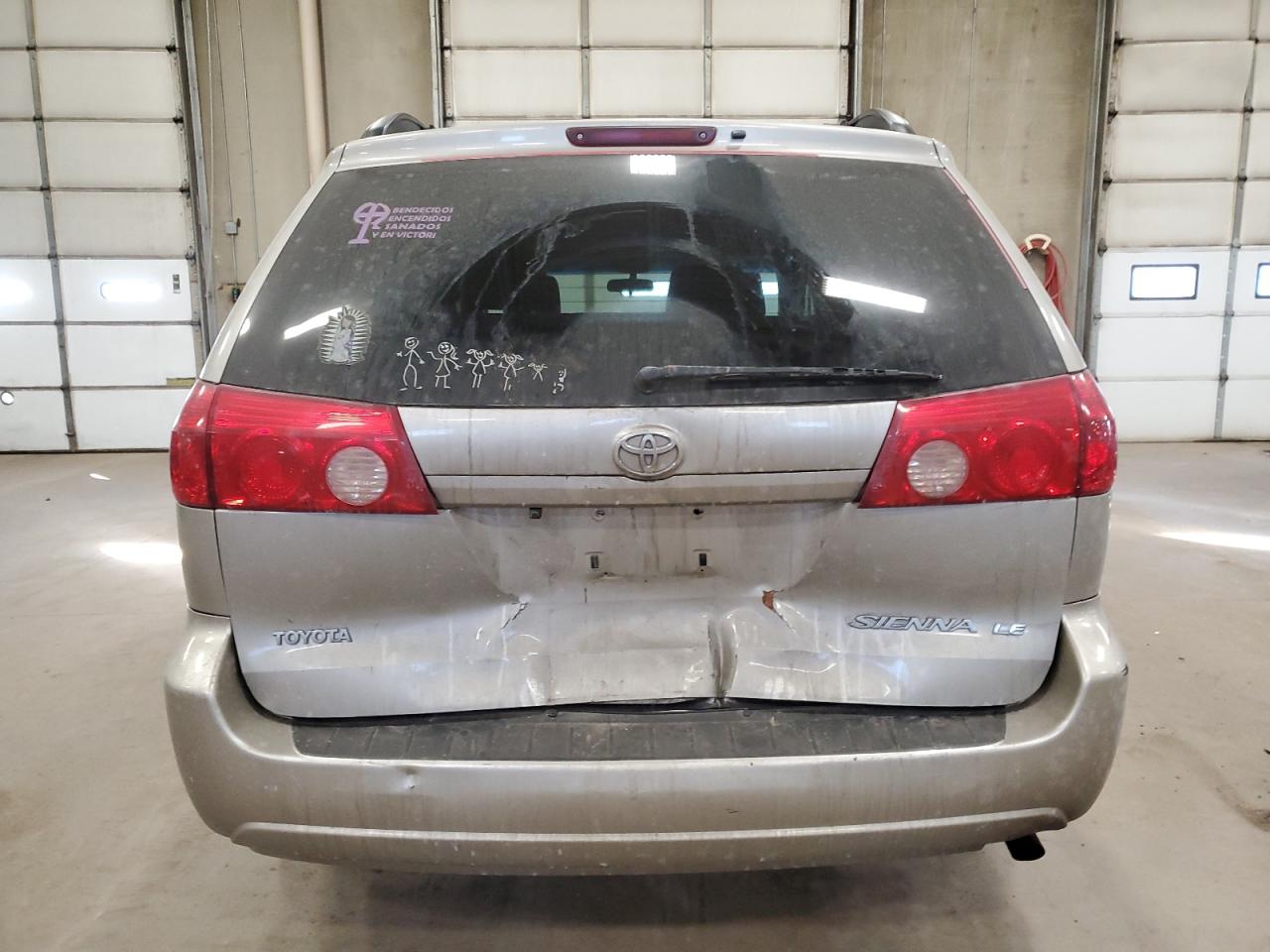 2008 Toyota Sienna VIN 5TDZK23C78S109065 Copart auction photo, rear end damage thumbnail 6