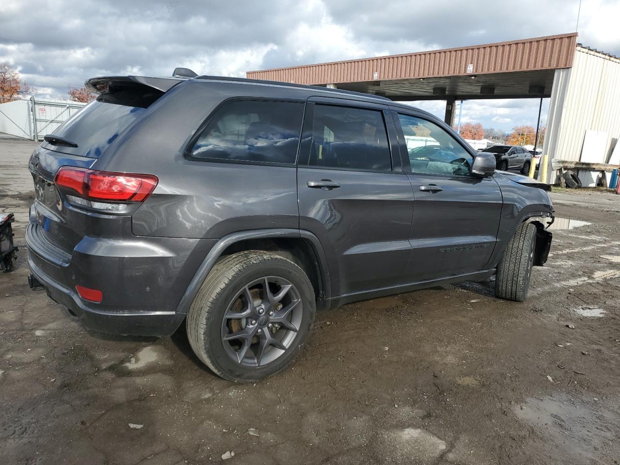 2021 Jeep Grand Cherokee VIN 1C4RJFBG2MC630995 Copart auction photo, front end / side damage thumbnail 3