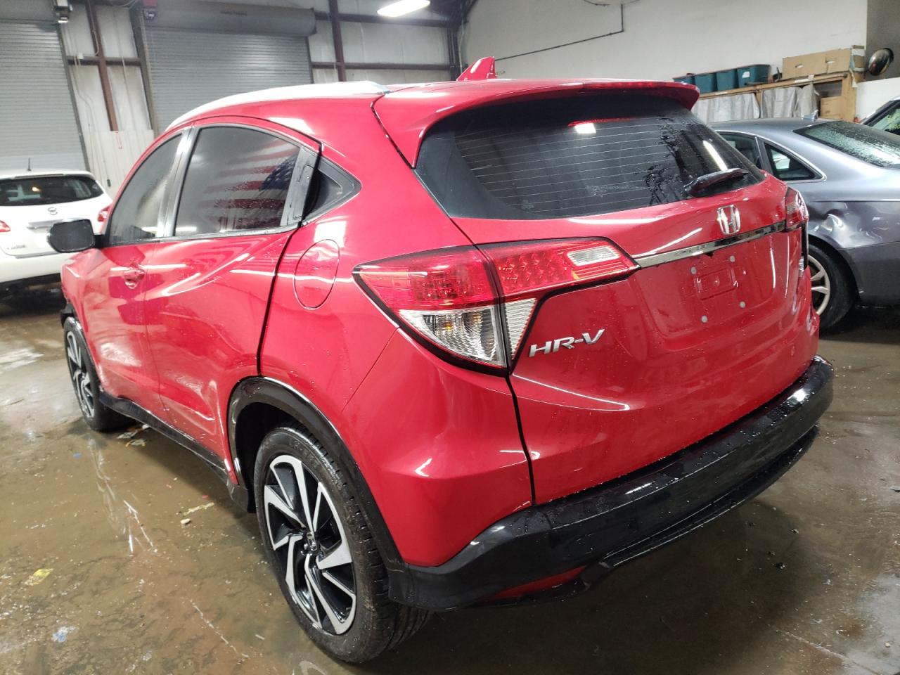 2019 Honda HR-V VIN 3CZRU6H15KG702092 Copart auction photo, front end damage thumbnail 2