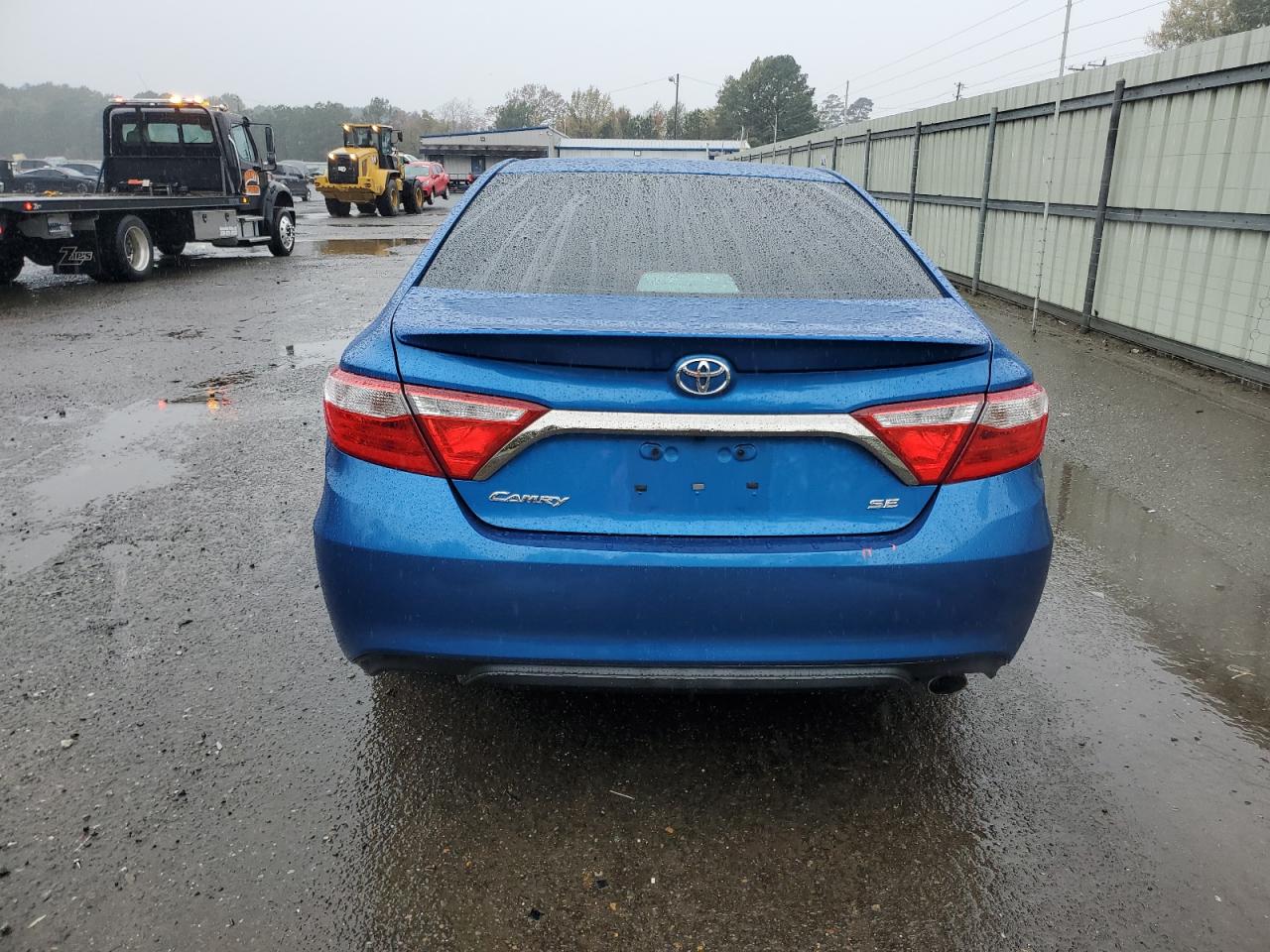 2017 Toyota Camry VIN 4T1BF1FKXHU779364 Copart auction photo, front end / side damage thumbnail 6