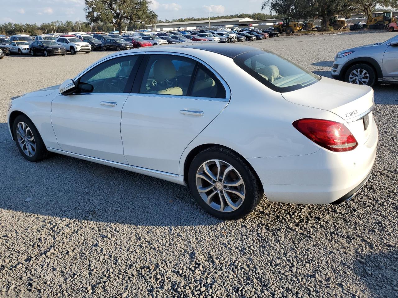2015 Mercedes-Benz C-klasse VIN 55SWF4KB5FU024382 Copart auction photo, water/flood damage thumbnail 2