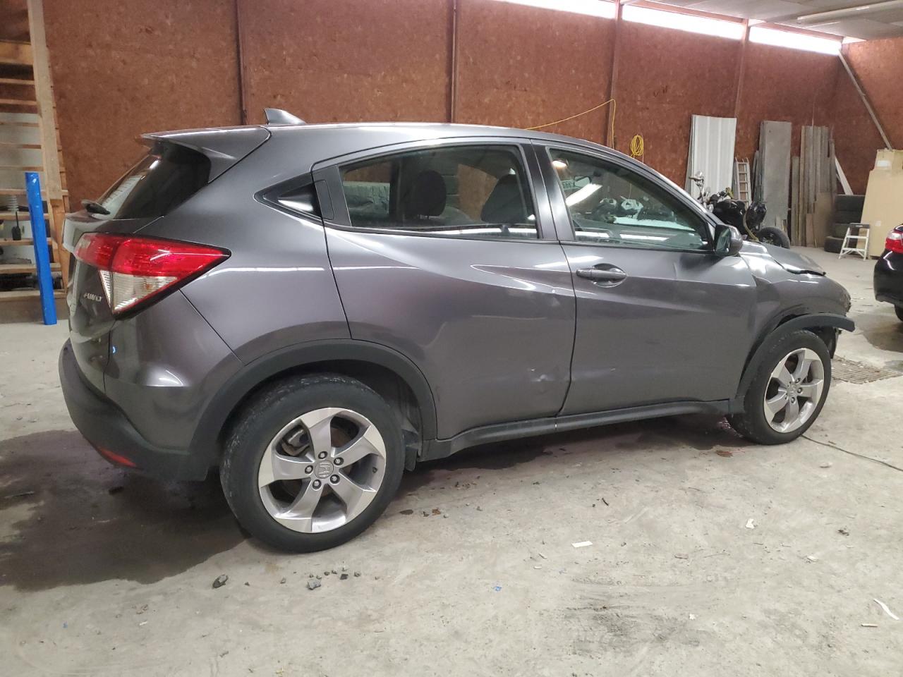 2022 Honda HR-V VIN 3CZRU6H37NM707639 Copart auction photo, front end / side damage thumbnail 3