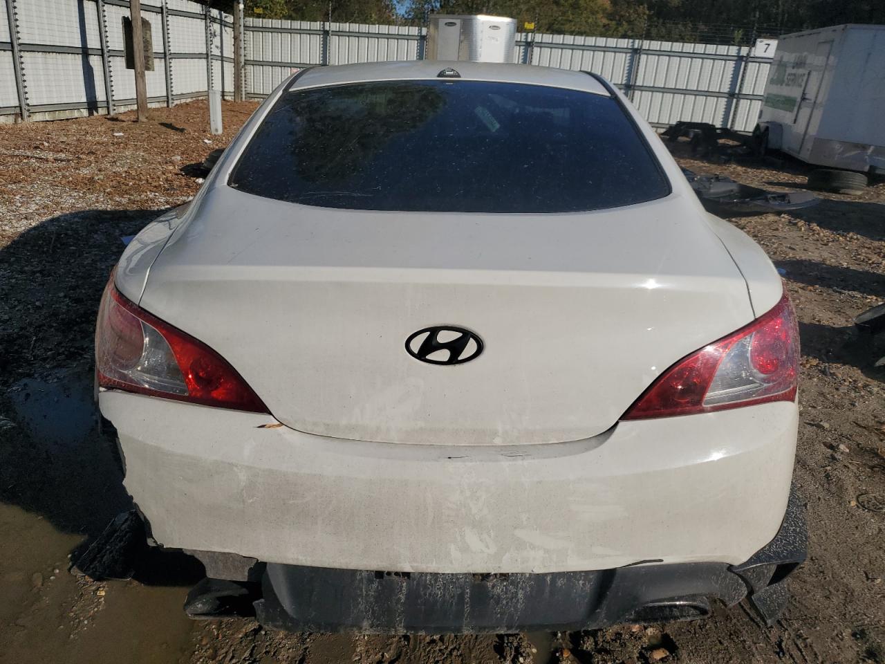 2011 Hyundai Genesis VIN KMHHU6KHXBU058752 Copart auction photo, front end / rear end damage thumbnail 6