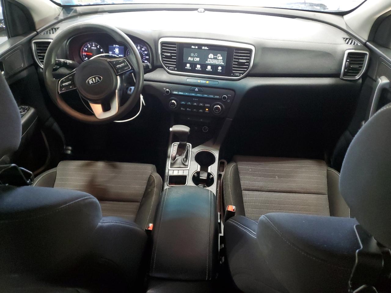 2020 KIA Sportage VIN KNDPMCAC5L7732469 Copart auction photo, undercarriage / minor dent/scratches damage thumbnail 8