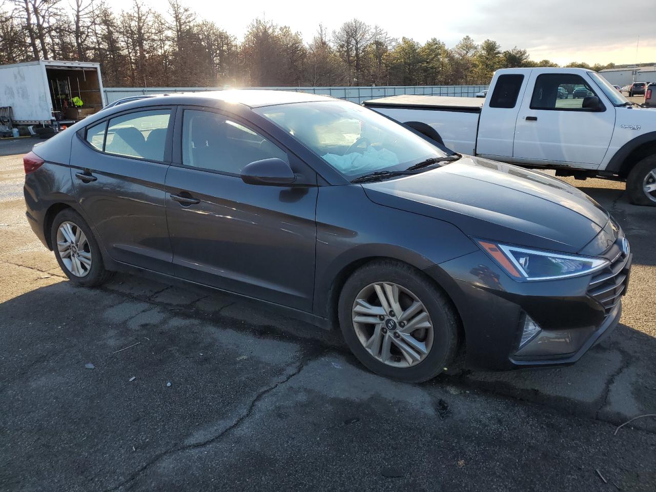 2020 Hyundai Elantra VIN 5NPD84LF1LH615942 Copart auction photo, side / front end damage thumbnail 4
