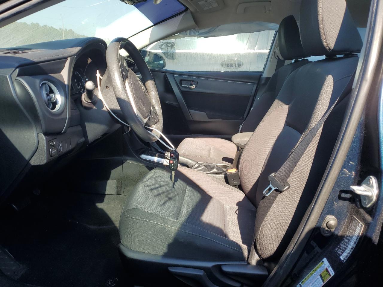 2019 Toyota Corolla VIN 5YFBURHE2KP873338 Copart auction photo, side / front end damage thumbnail 7