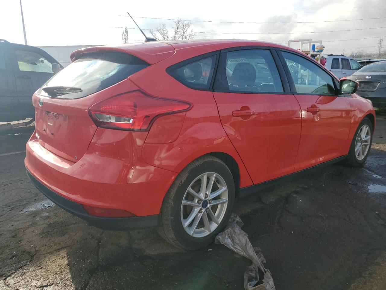 2017 Ford Focus VIN 1FADP3K23HL255691 Copart auction photo, front end damage thumbnail 3