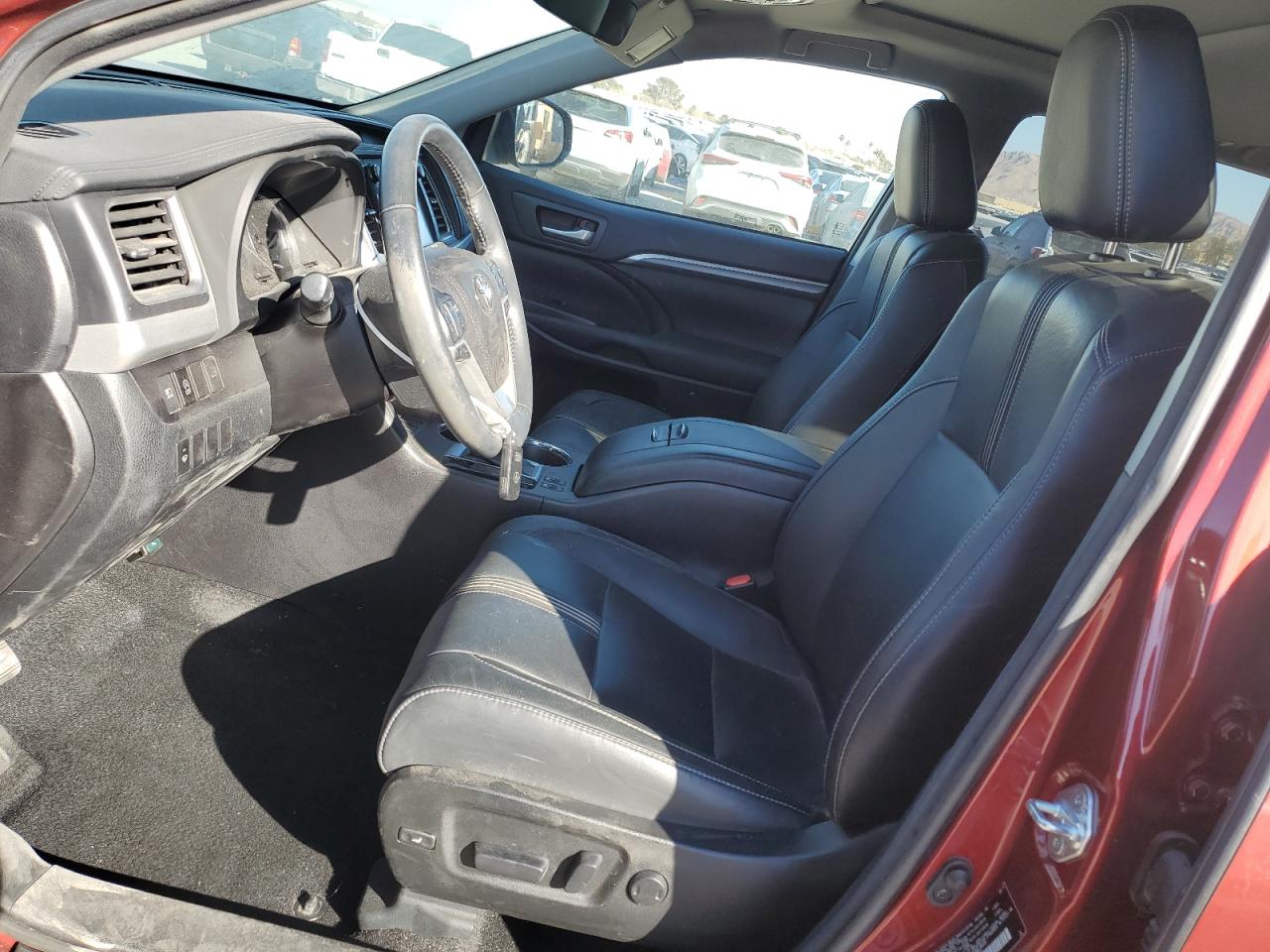2017 Toyota Highlander VIN 5TDKZRFH6HS516808 Copart auction photo, front end damage thumbnail 7