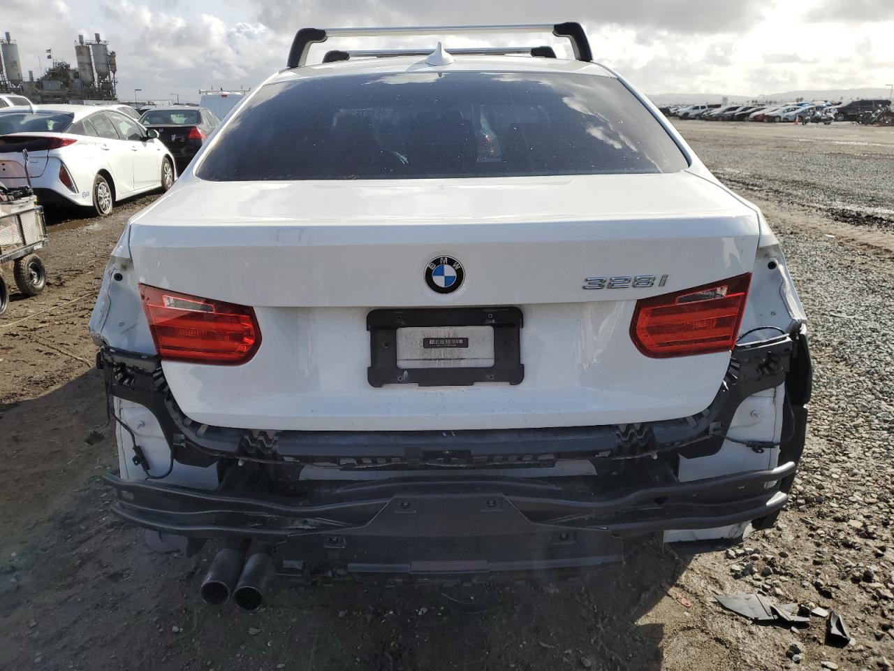 2013 BMW 3er VIN WBA3C1C58DF435558 Copart auction photo, rear end damage thumbnail 6