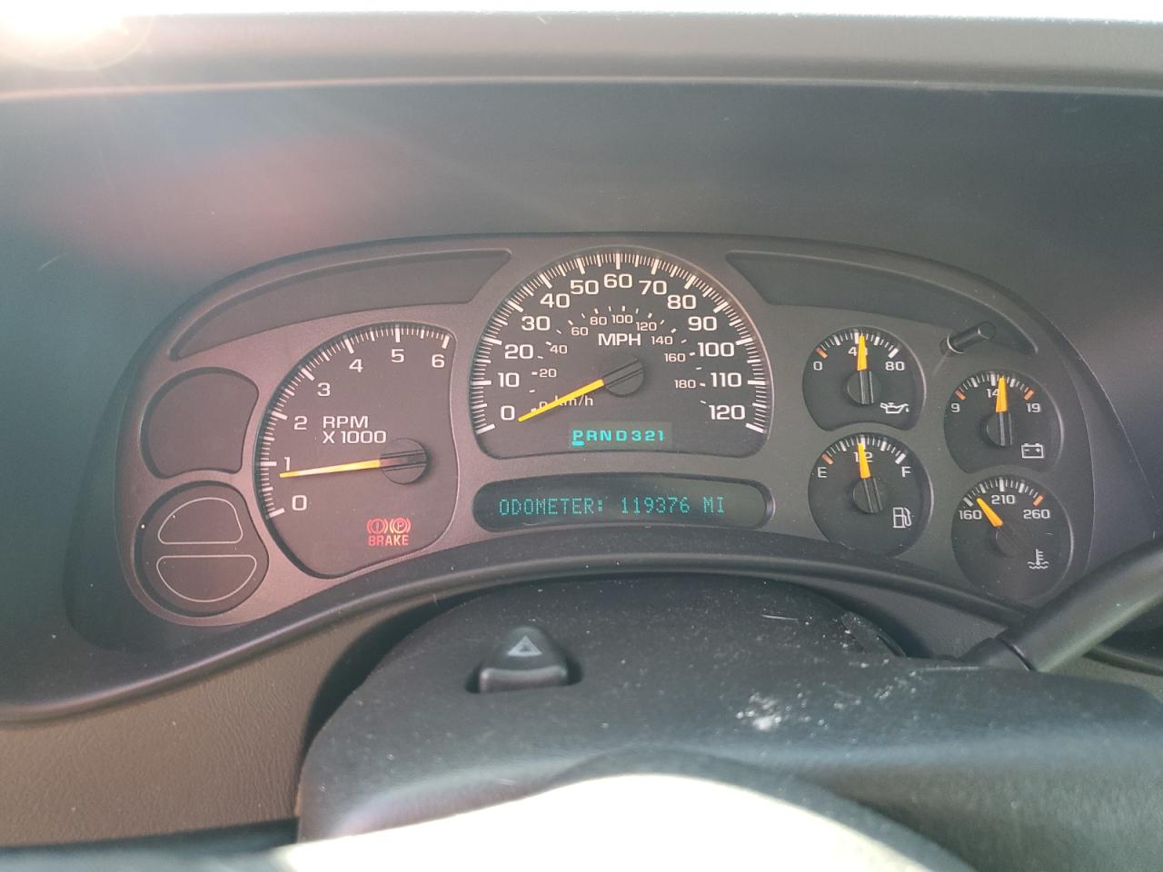 2004 Chevrolet Tahoe VIN 1GNEK13Z74R182711 Copart auction photo, vandalism damage thumbnail 9