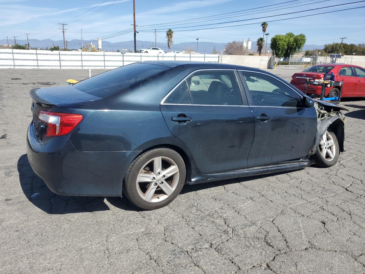 2014 Toyota Camry VIN 4T1BF1FK3EU768542 Copart auction photo, front end / side damage thumbnail 3