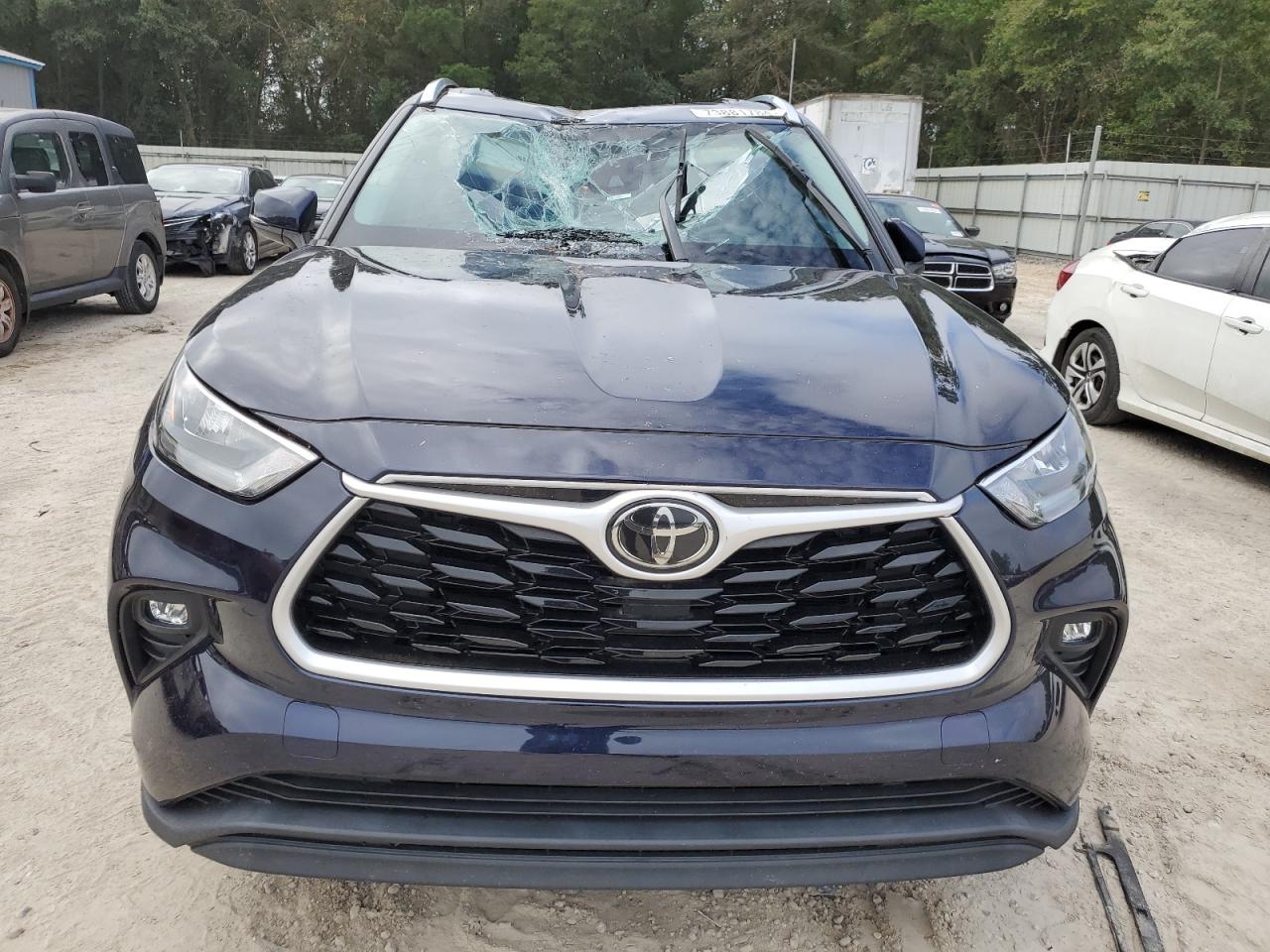 2020 Toyota Highlander VIN 5TDGZRAH9LS506666 Copart auction photo, top/roof damage thumbnail 5