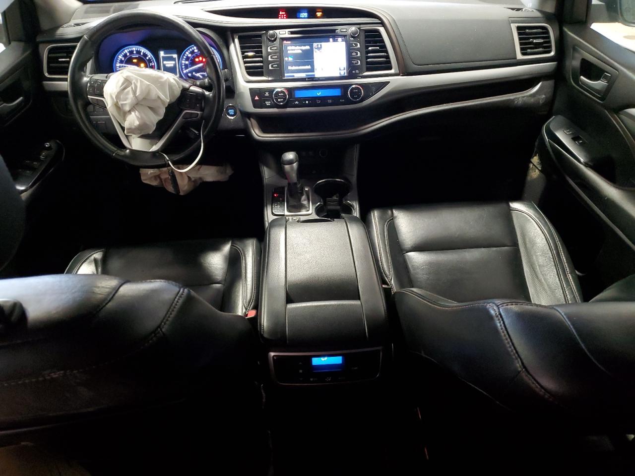 2018 Toyota Highlander VIN 5TDJZRFH7JS814849 Copart auction photo, front end / side damage thumbnail 8