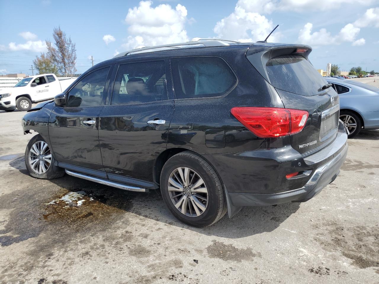 2018 Nissan Pathfinder VIN 5N1DR2MM1JC619959 Copart auction photo, front end damage thumbnail 2