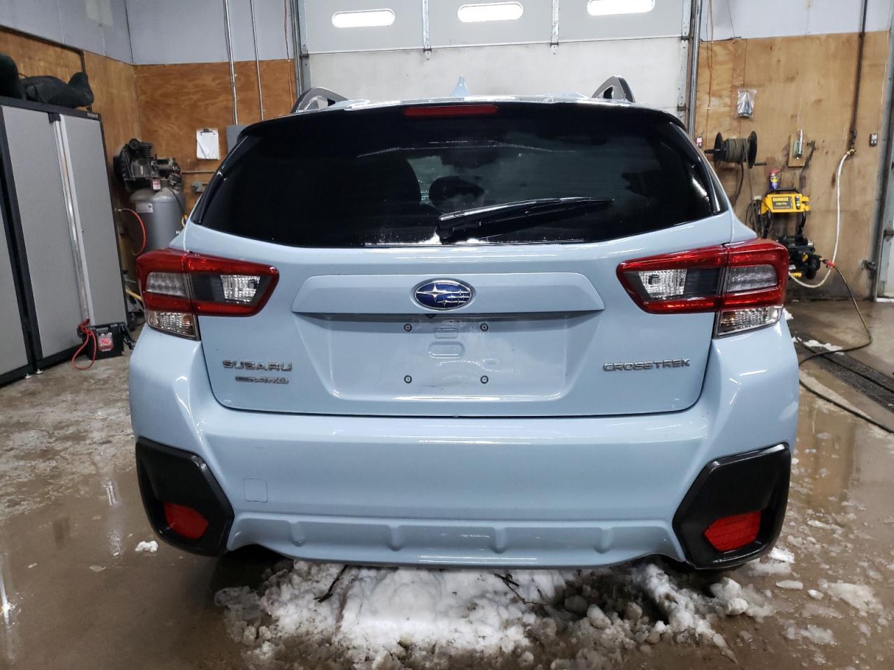 2021 Subaru XV VIN JF2GTAPC6M8270175 Copart auction photo, rollover / minor dent/scratches damage thumbnail 6
