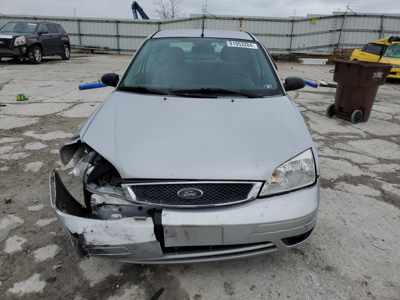 2007 Ford Focus VIN 1FAHP34N07W307820 Copart auction photo, frame damage / front end damage thumbnail 5