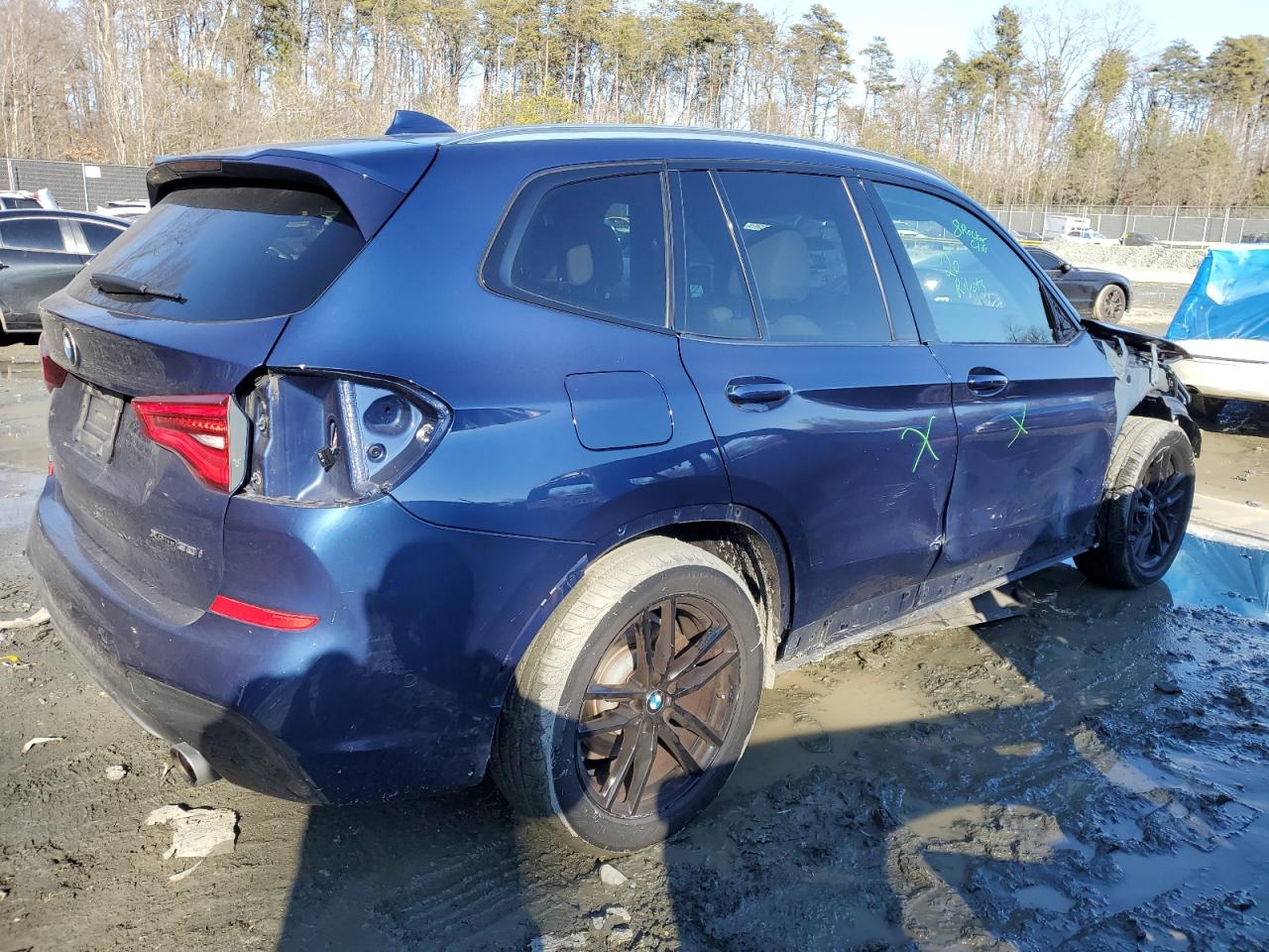 2018 BMW X3 VIN 5UXTR9C53JLD72660 Copart auction photo, front end / minor dent/scratches damage thumbnail 3