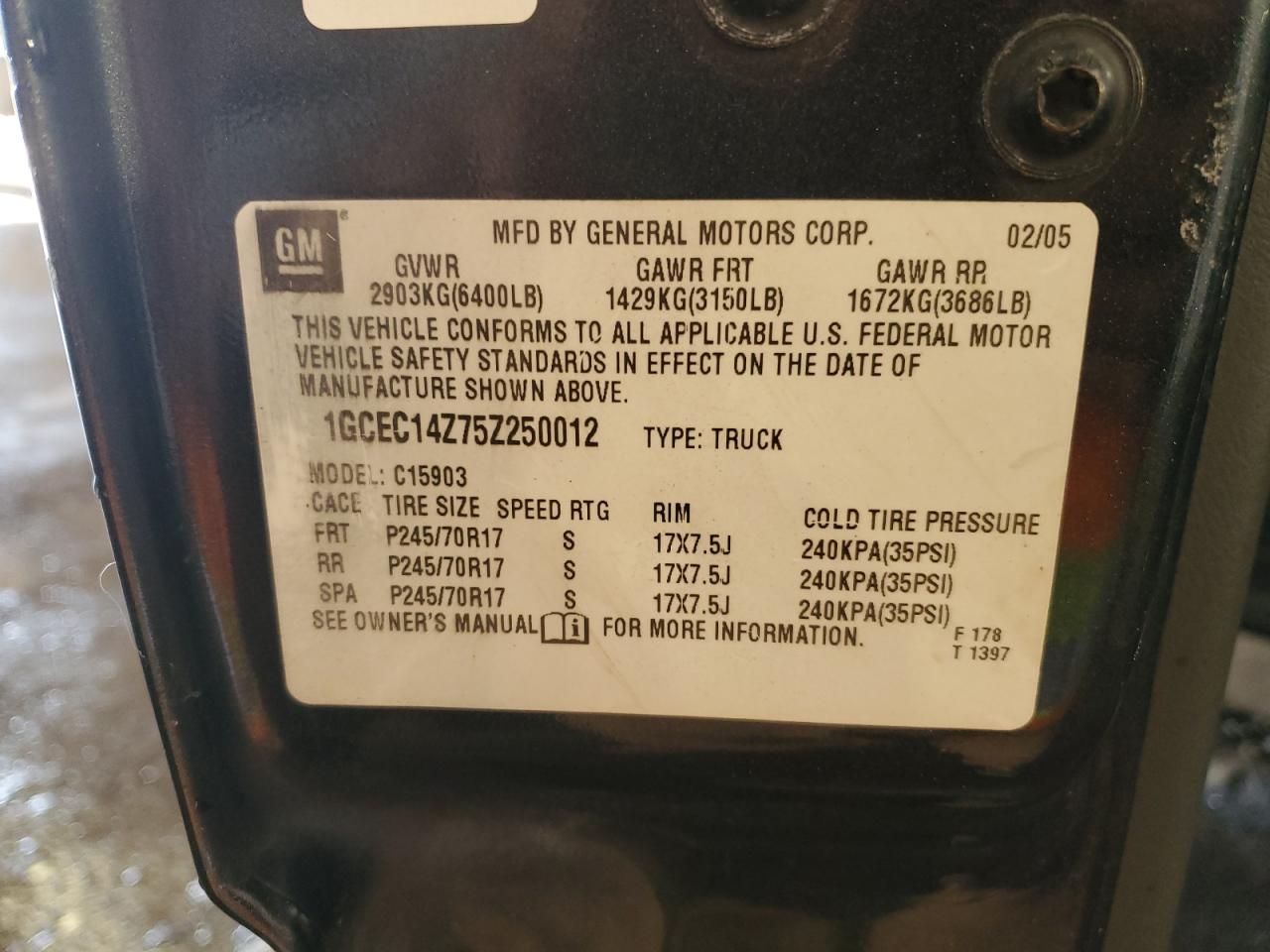 2005 Chevrolet Silverado VIN 1GCEC14Z75Z250012 Copart auction photo, front end damage thumbnail 12