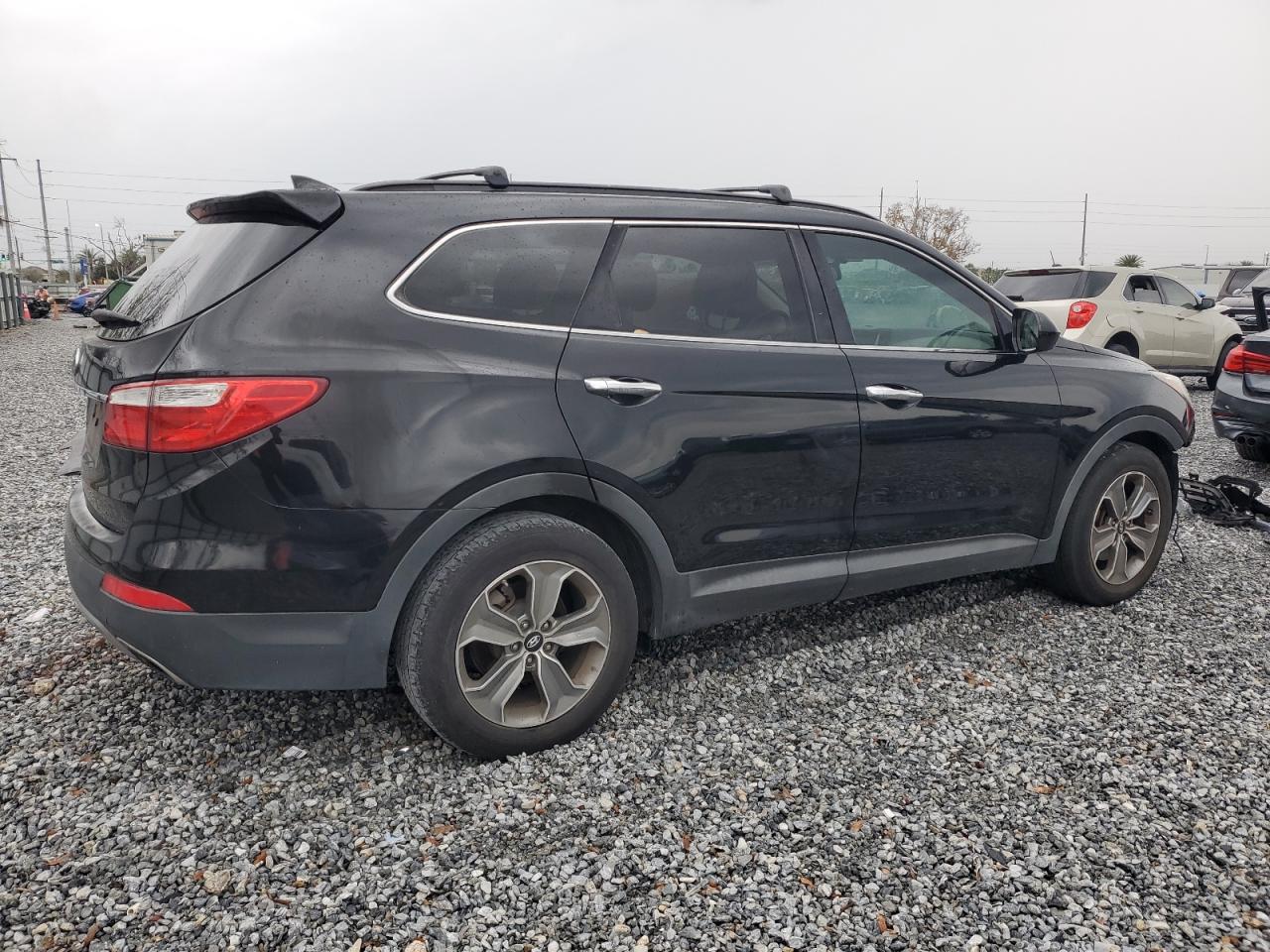 2016 Hyundai Santa Fe VIN KM8SM4HF2GU135895 Copart auction photo, front end damage thumbnail 3