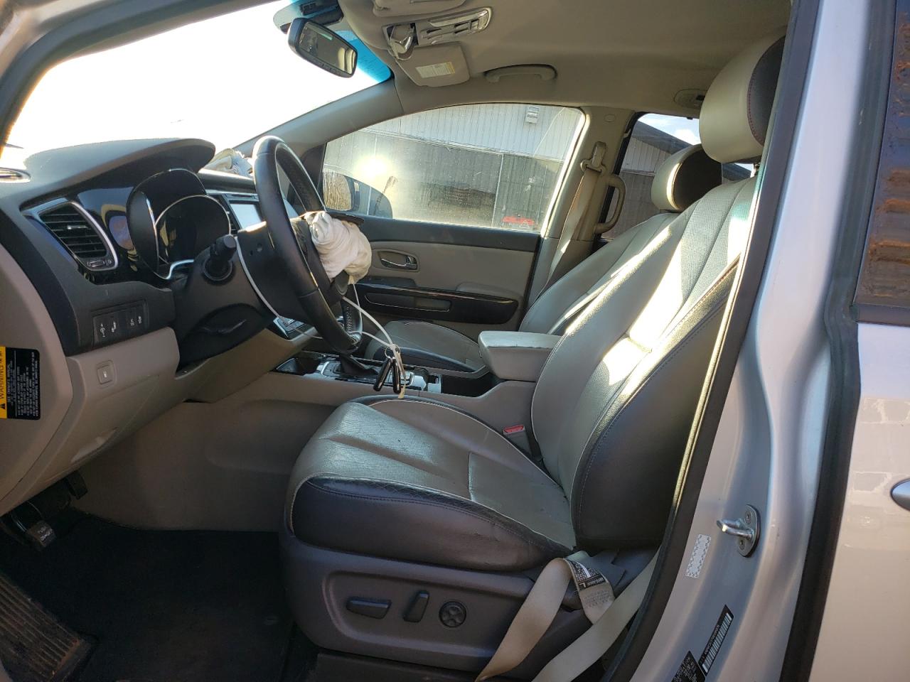 2016 KIA Sedona VIN KNDMC5C17G6156876 Copart auction photo, front end / minor dent/scratches damage thumbnail 7