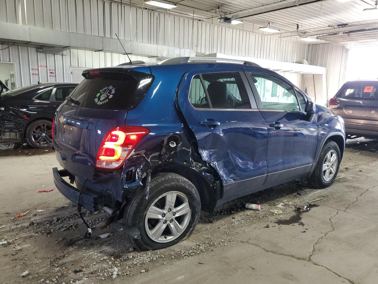 2020 Chevrolet Trax VIN KL7CJPSB3LB330688 Copart auction photo, rear end / side damage thumbnail 3