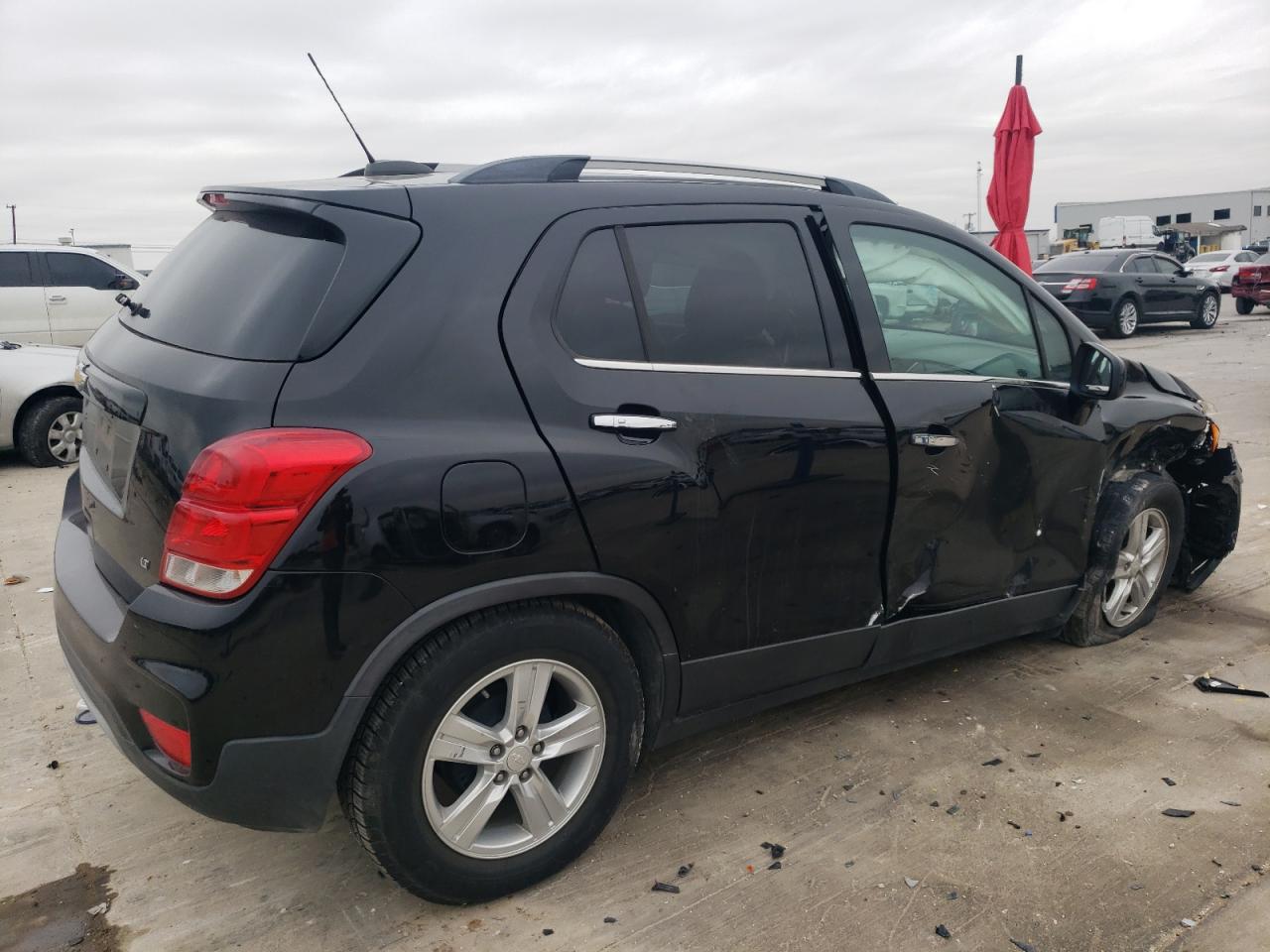 2017 Chevrolet Trax VIN 3GNCJLSB4HL251975 Copart auction photo, front end damage thumbnail 3