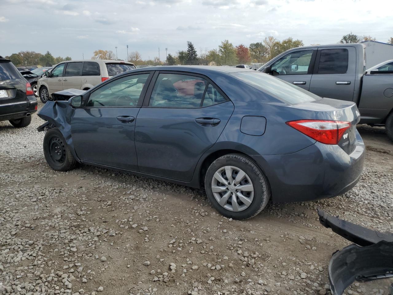 2015 Toyota Corolla VIN 2T1BURHE0FC354973 Copart auction photo, front end damage thumbnail 2