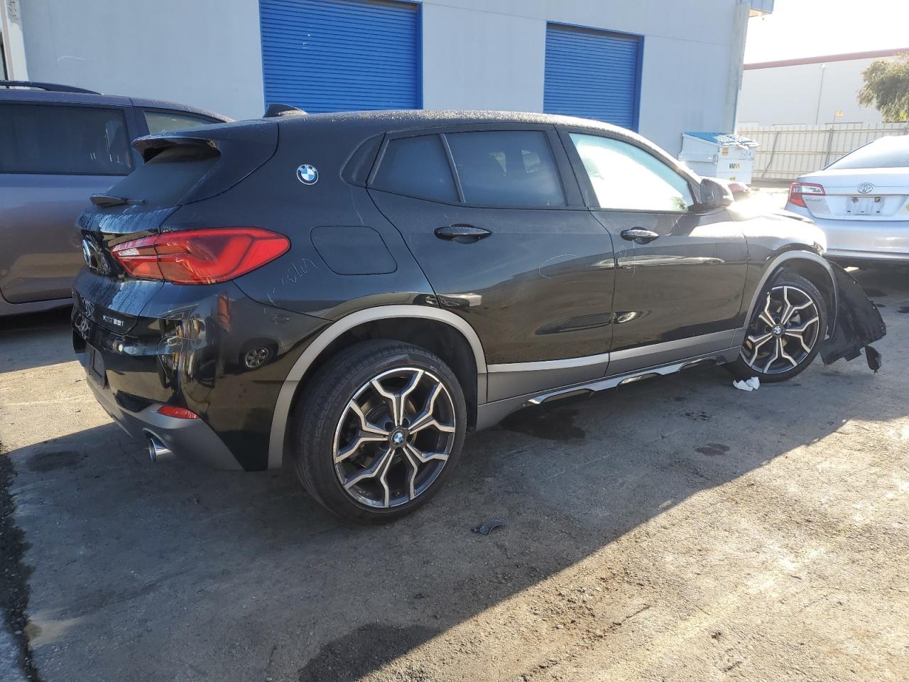 2018 BMW X2 VIN WBXYJ5C32JEF77030 Copart auction photo, front end damage thumbnail 3