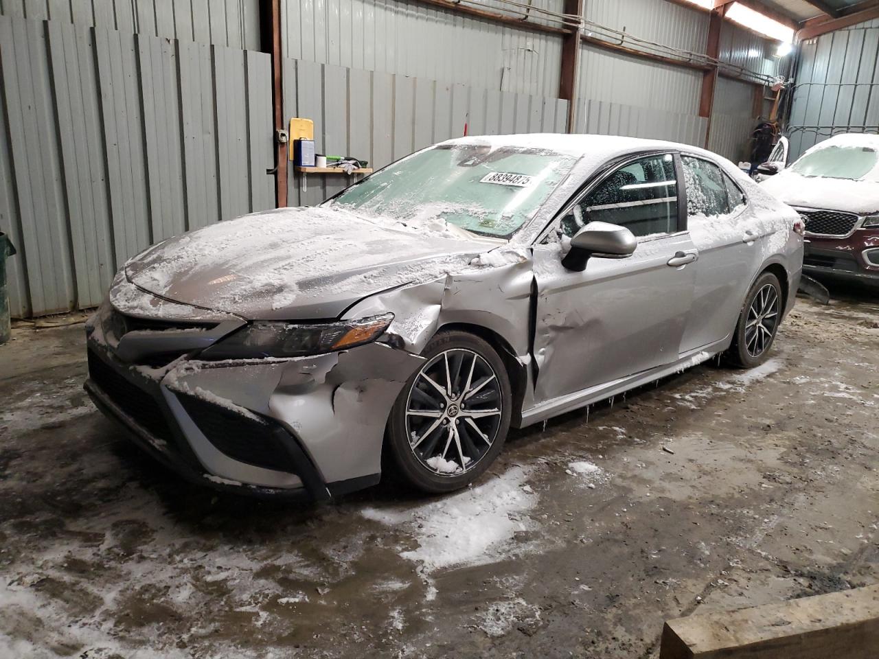 2022 Toyota Camry VIN 4T1G11AK5NU716387