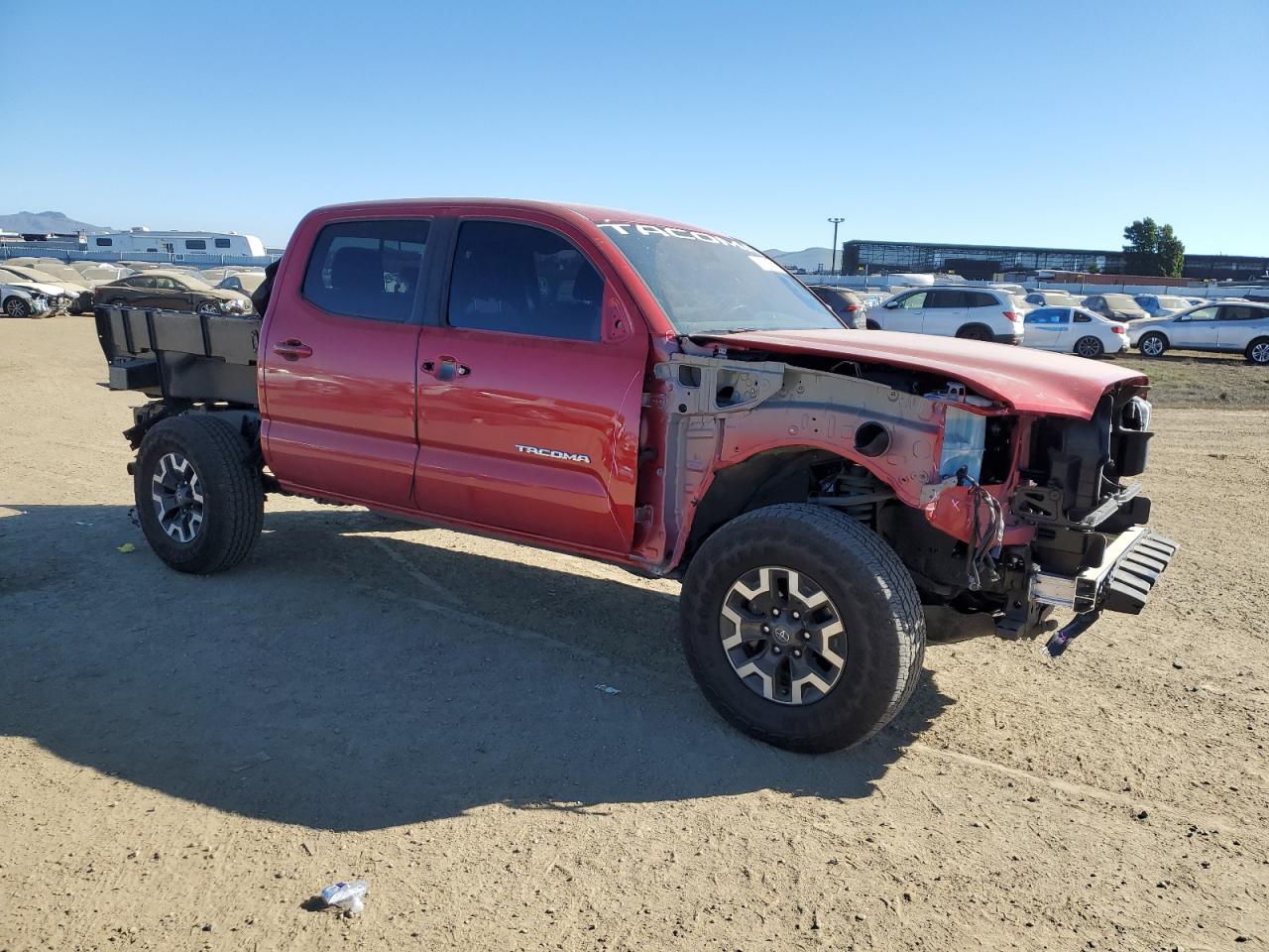 2022 Toyota Tacoma VIN 3TYCZ5AN9NT095175 Copart auction photo, all over damage thumbnail 4