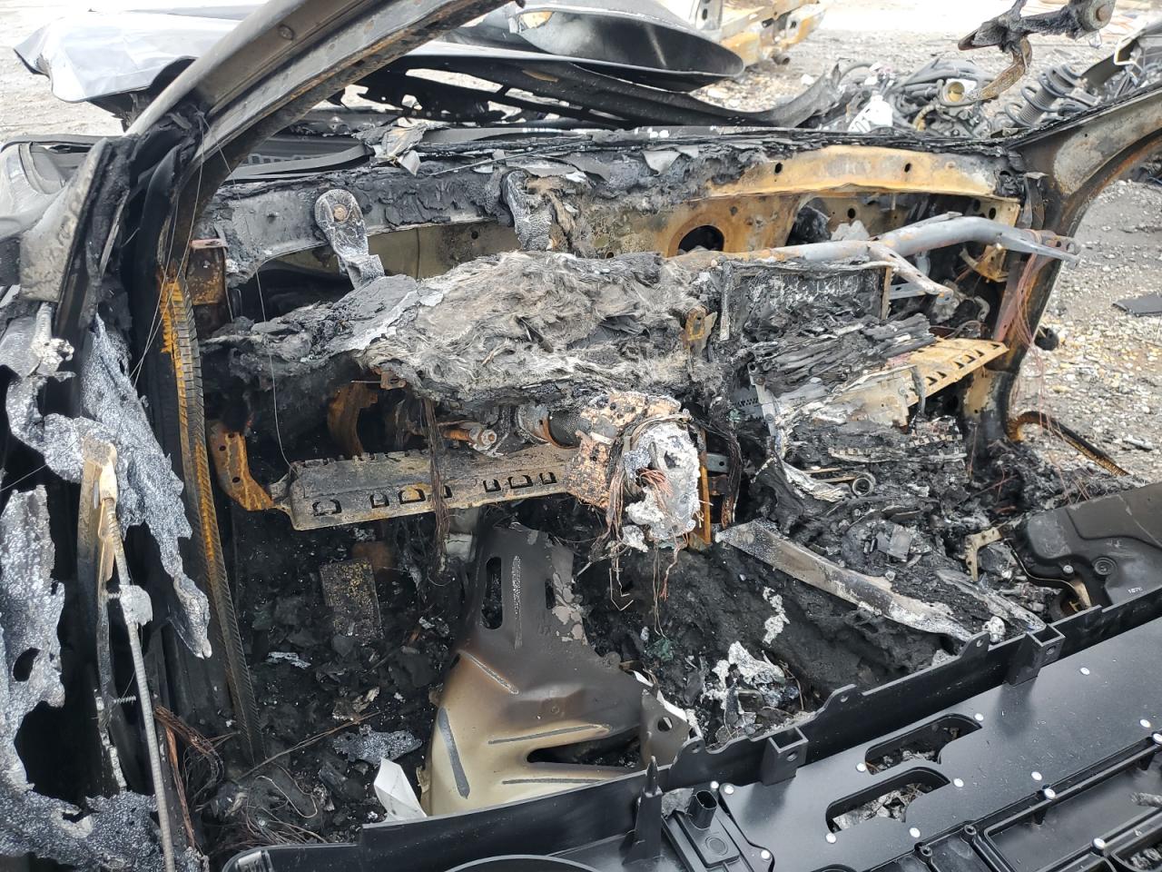 2012 BMW 6er VIN WBALZ5C57CC619590 Copart auction photo, burn damage thumbnail 9