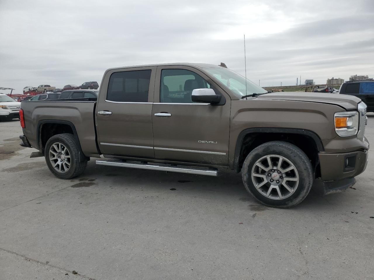 2015 GMC Sierra VIN 3GTU2WEJ7FG428474 Copart auction photo, front end damage thumbnail 4