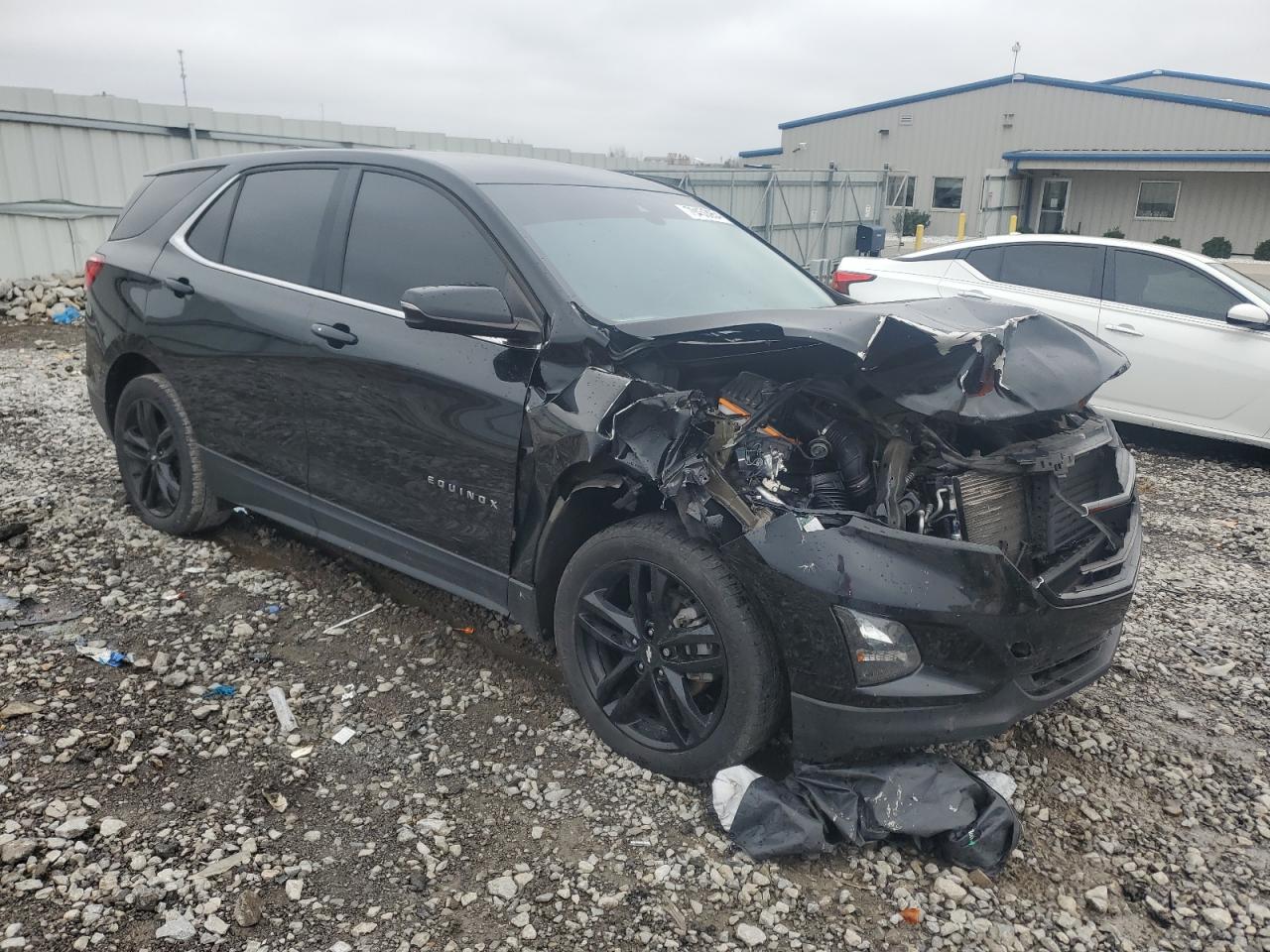 2020 Chevrolet Equinox VIN 2GNAXKEV0L6112302 Copart auction photo, front end / all over damage thumbnail 4
